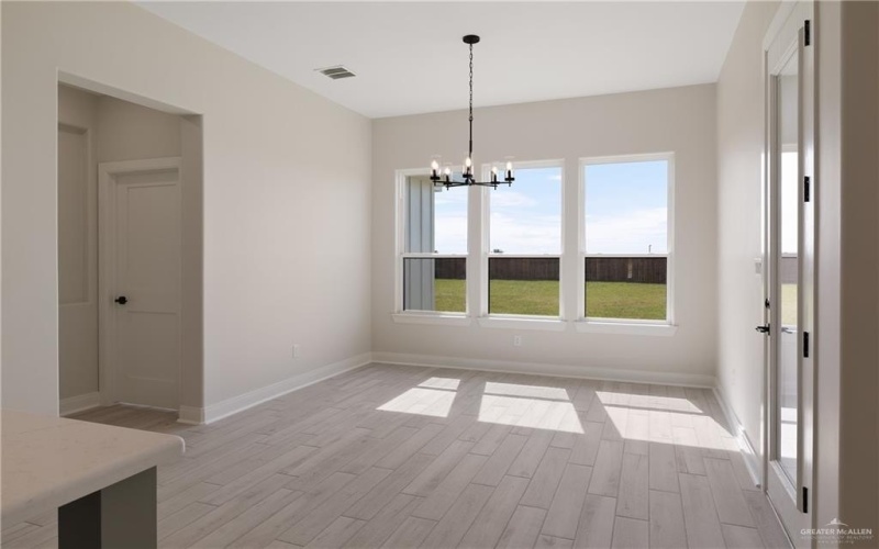 7015 Cypress Springs Drive, McAllen, TX 78504, 5 Habitaciones Habitaciones , ,3 BañosBaños,Residential,En Venta,7015 Cypress Springs Drive,0,481579