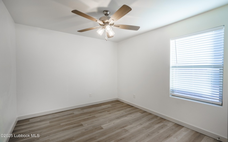 8006 Elm Avenue, Lubbock, TX 79404, 3 Habitaciones Habitaciones , ,2 BañosBaños,Residential,En Venta,8006 Elm Avenue,0,202554426