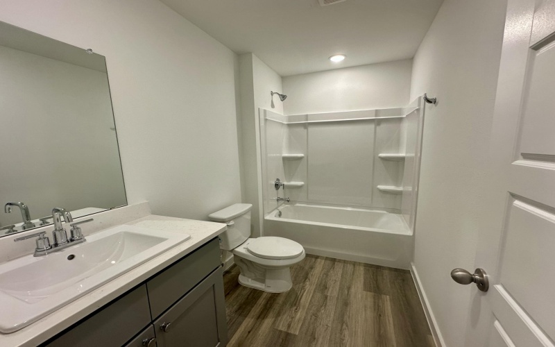 614 E 14th Street, Wolfforth, TX 79382, 3 Habitaciones Habitaciones , ,2 BañosBaños,Residential,En Venta,614 E 14th Street,0,202556609