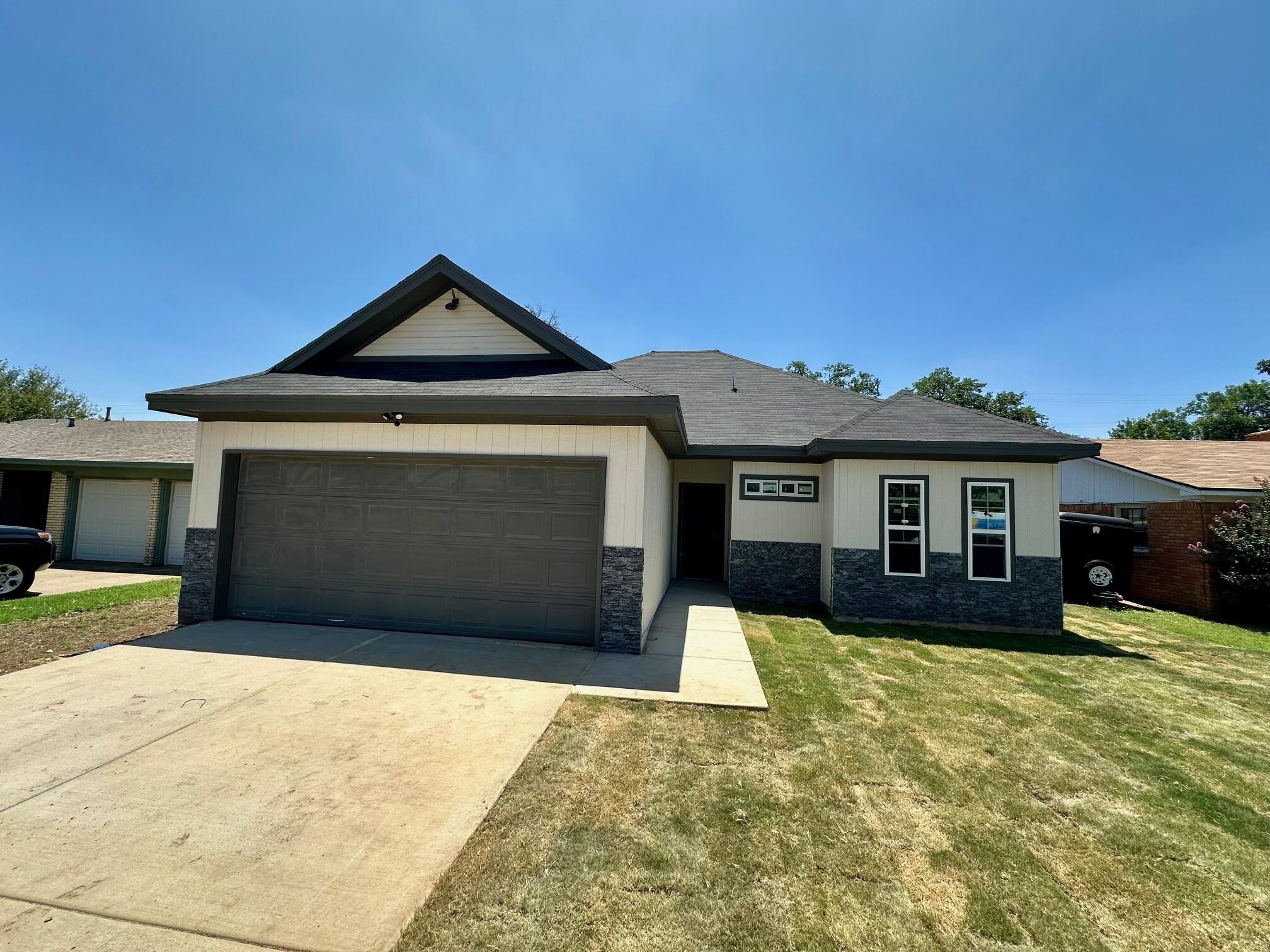 2617 47th Street, Lubbock, TX 79413, 3 Bedrooms Bedrooms, ,2 BathroomsBathrooms,Residential,For Sale,2617 47th Street,0,202558174