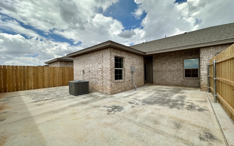7023 40th Street, Lubbock, TX 79407, 3 Bedrooms Bedrooms, ,2 BathroomsBathrooms,Residential,For Sale,7023 40th Street,0,202559025