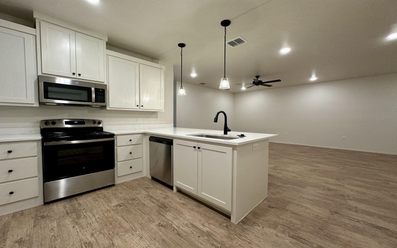 7023 40th Street, Lubbock, TX 79407, 3 Bedrooms Bedrooms, ,2 BathroomsBathrooms,Residential,For Sale,7023 40th Street,0,202559025