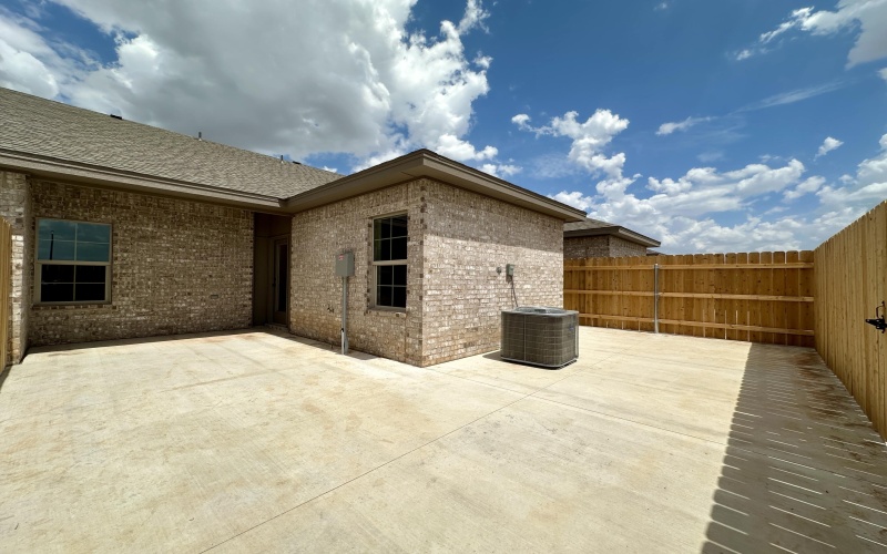 7025 40th Street, Lubbock, TX 79407, 3 Bedrooms Bedrooms, ,2 BathroomsBathrooms,Residential,For Sale,7025 40th Street,0,202559026