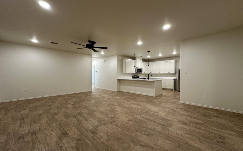 7025 40th Street, Lubbock, TX 79407, 3 Bedrooms Bedrooms, ,2 BathroomsBathrooms,Residential,For Sale,7025 40th Street,0,202559026