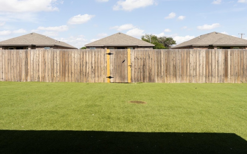 2409 Avenue N, Lubbock, TX 79403, 3 Bedrooms Bedrooms, ,2 BathroomsBathrooms,Residential,For Sale,2409 Avenue N,0,202559473