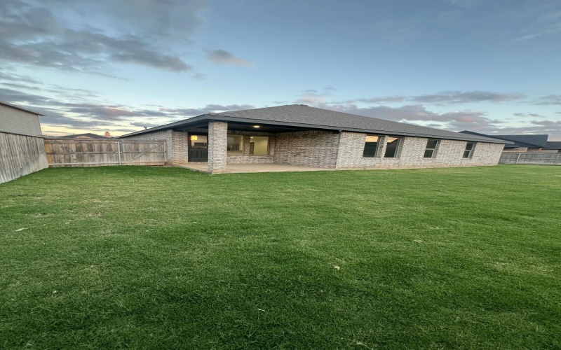 10518 Aberdeen Avenue, Lubbock, TX 79424, 4 Habitaciones Habitaciones , ,2 BañosBaños,Residential,En Venta,10518 Aberdeen Avenue,0,202560356