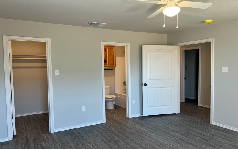 7441 4th Street, Lubbock, TX 79416, 3 Habitaciones Habitaciones , ,2 BañosBaños,Residential,En Venta,7441 4th Street,0,202560473