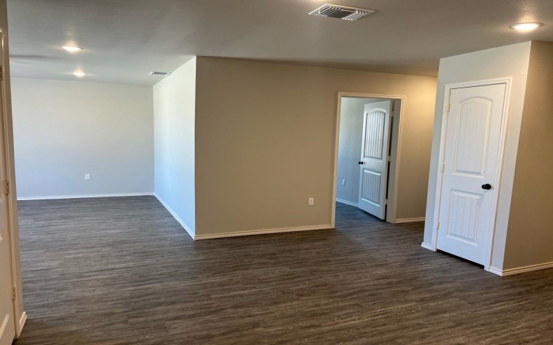 7441 4th Street, Lubbock, TX 79416, 3 Habitaciones Habitaciones , ,2 BañosBaños,Residential,En Venta,7441 4th Street,0,202560473