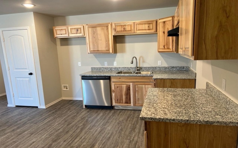 7441 4th Street, Lubbock, TX 79416, 3 Habitaciones Habitaciones , ,2 BañosBaños,Residential,En Venta,7441 4th Street,0,202560473