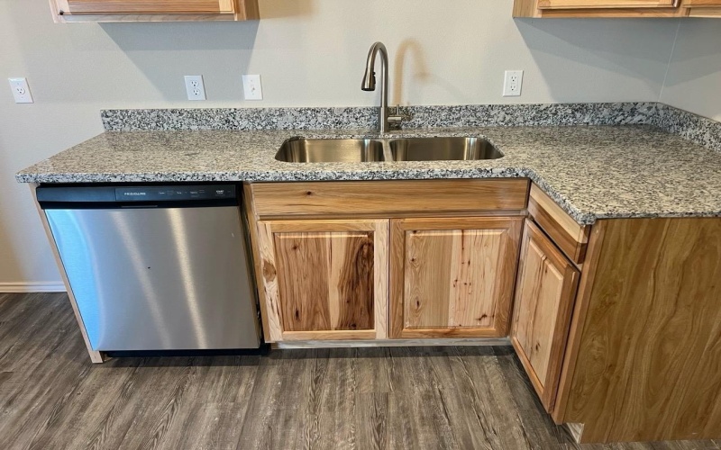 7441 4th Street, Lubbock, TX 79416, 3 Habitaciones Habitaciones , ,2 BañosBaños,Residential,En Venta,7441 4th Street,0,202560473