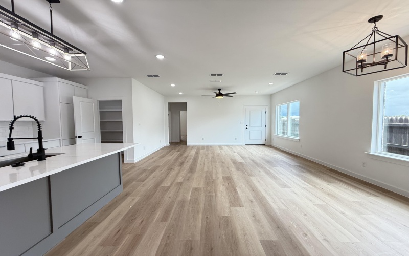 6524 21st Street, Lubbock, TX 79407, 3 Bedrooms Bedrooms, ,2 BathroomsBathrooms,Residential,For Sale,6524 21st Street,0,202560561