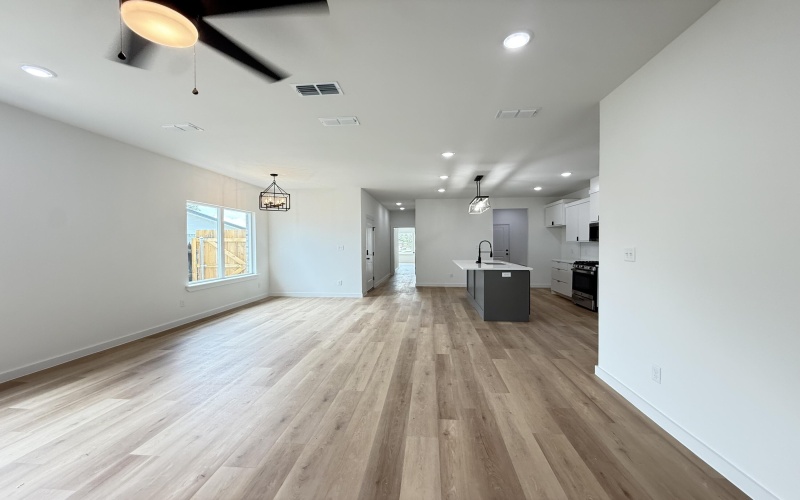6524 21st Street, Lubbock, TX 79407, 3 Bedrooms Bedrooms, ,2 BathroomsBathrooms,Residential,For Sale,6524 21st Street,0,202560561