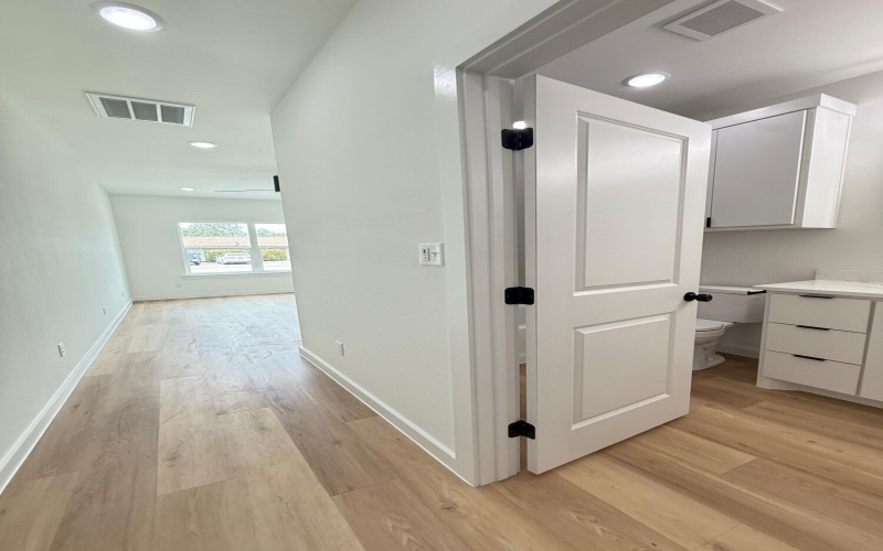 2102 Norwich Avenue, Lubbock, TX 79407, 3 Bedrooms Bedrooms, ,2 BathroomsBathrooms,Residential,For Sale,2102 Norwich Avenue,0,202560657