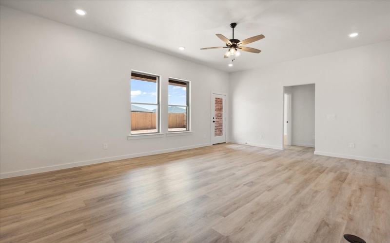 6007 Wausau Avenue, Lubbock, TX 79407, 3 Habitaciones Habitaciones , ,2 BañosBaños,Residential,En Venta,6007 Wausau Avenue,0,202561001