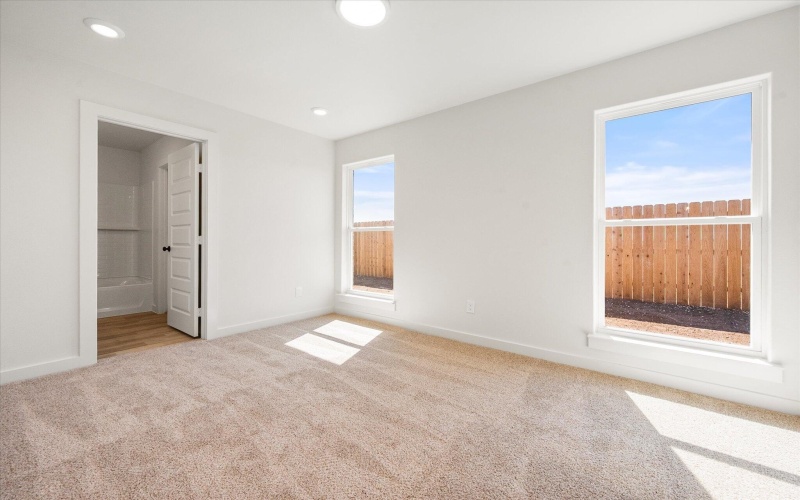 511 E 23rd Street, Wolfforth, TX 79382, 3 Habitaciones Habitaciones , ,2 BañosBaños,Residential,En Venta,511 E 23rd Street,0,202561006