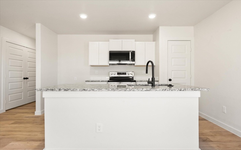 511 E 23rd Street, Wolfforth, TX 79382, 3 Habitaciones Habitaciones , ,2 BañosBaños,Residential,En Venta,511 E 23rd Street,0,202561006