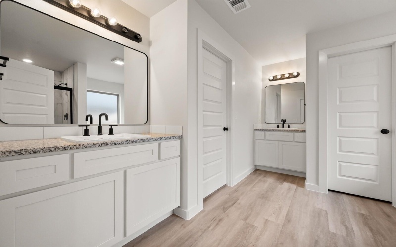 2911 Harvest Avenue, Wolfforth, TX 79382, 3 Habitaciones Habitaciones , ,2 BañosBaños,Residential,En Venta,2911 Harvest Avenue,0,202561009