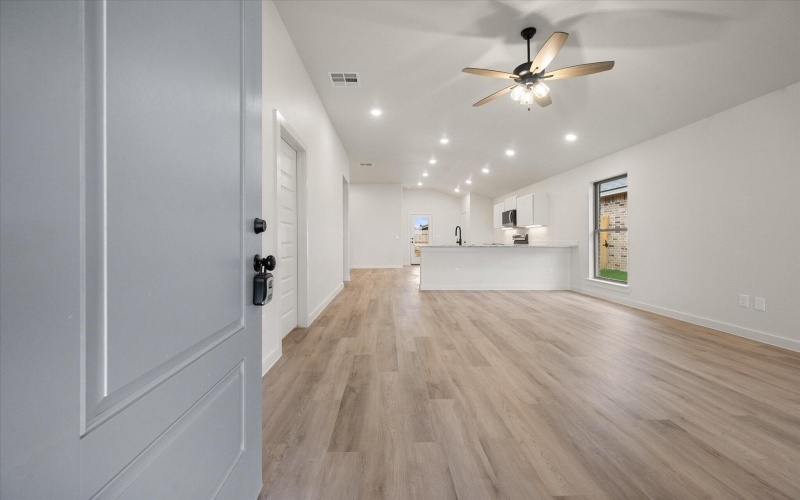 2909 Harvest Avenue, Wolfforth, TX 79382, 3 Bedrooms Bedrooms, ,2 BathroomsBathrooms,Residential,For Sale,2909 Harvest Avenue,0,202561010