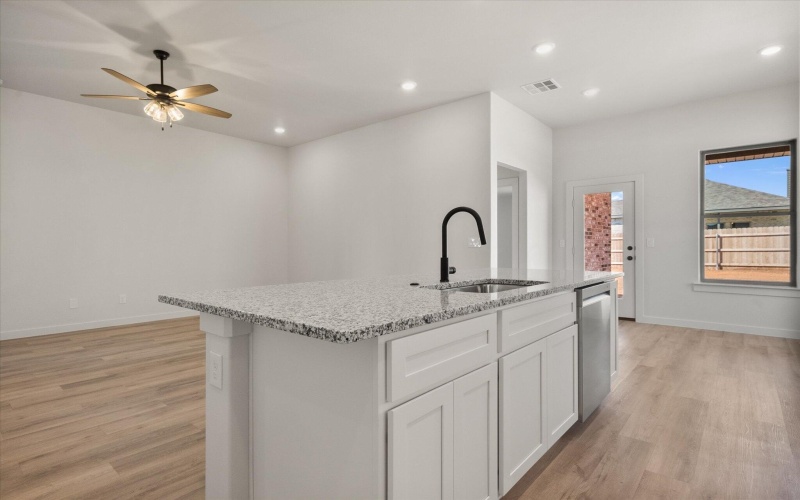 2917 Harvest Avenue, Wolfforth, TX 79382, 3 Habitaciones Habitaciones , ,2 BañosBaños,Residential,En Venta,2917 Harvest Avenue,0,202561011