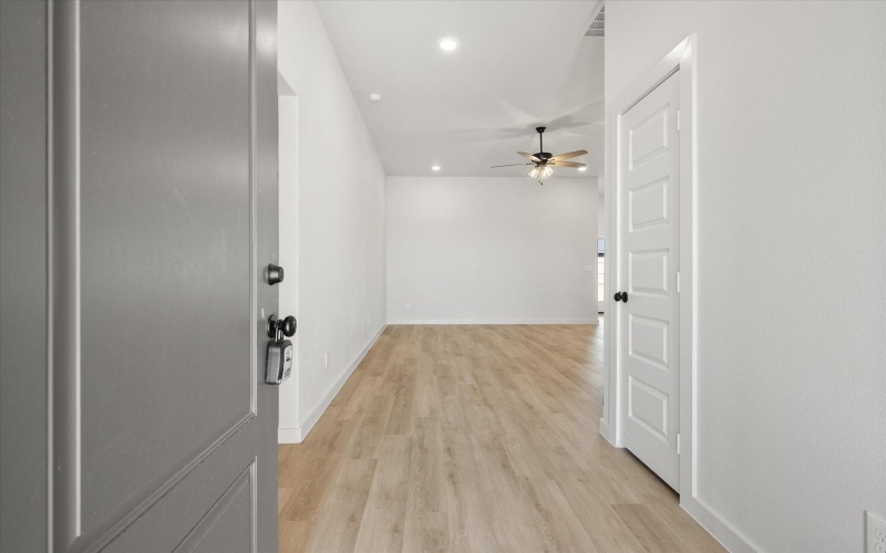 2917 Harvest Avenue, Wolfforth, TX 79382, 3 Habitaciones Habitaciones , ,2 BañosBaños,Residential,En Venta,2917 Harvest Avenue,0,202561011