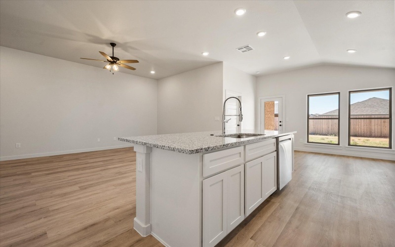 703 E 30th Street, Wolfforth, TX 79382, 3 Bedrooms Bedrooms, ,2 BathroomsBathrooms,Residential,For Sale,703 E 30th Street,0,202561013