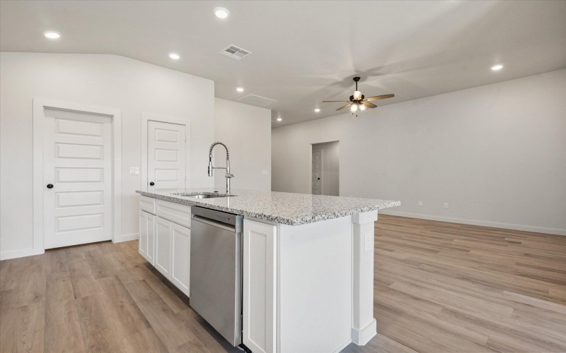 703 E 30th Street, Wolfforth, TX 79382, 3 Bedrooms Bedrooms, ,2 BathroomsBathrooms,Residential,For Sale,703 E 30th Street,0,202561013