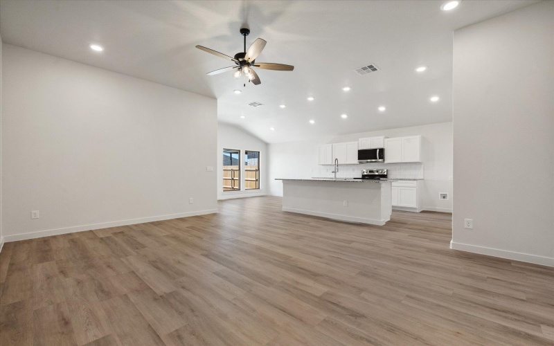 703 E 30th Street, Wolfforth, TX 79382, 3 Bedrooms Bedrooms, ,2 BathroomsBathrooms,Residential,For Sale,703 E 30th Street,0,202561013