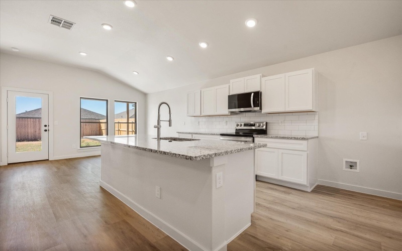 703 E 30th Street, Wolfforth, TX 79382, 3 Bedrooms Bedrooms, ,2 BathroomsBathrooms,Residential,For Sale,703 E 30th Street,0,202561013