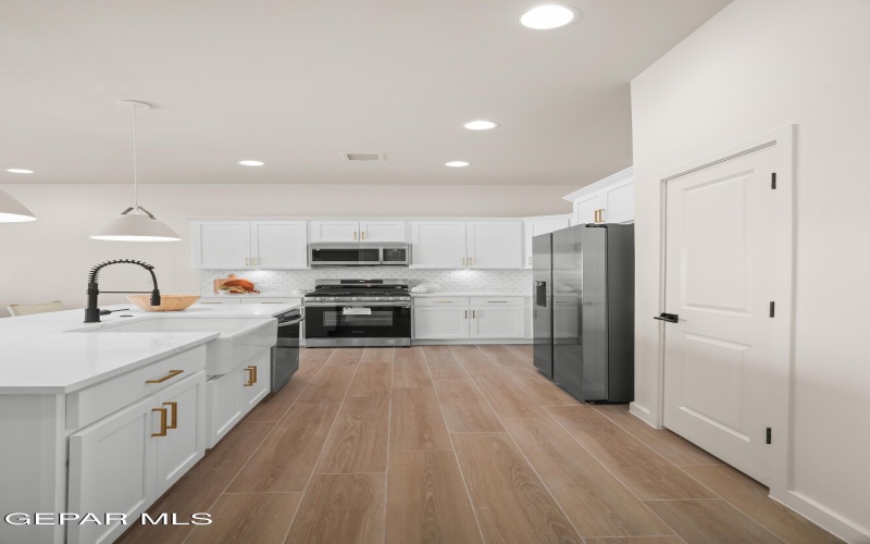 13385 Highworth Drive, El Paso, TX 79928, 4 Habitaciones Habitaciones , ,2 BañosBaños,Residential,En Venta,13385 Highworth Drive,0,921731