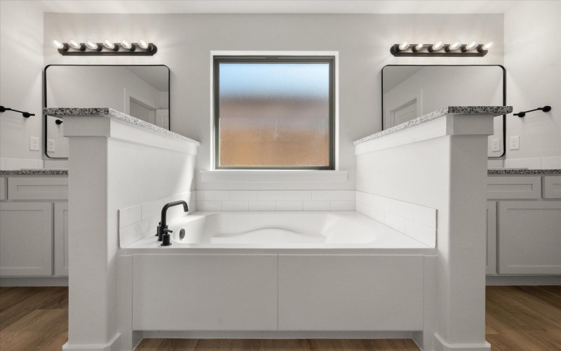 7008 57th Street, Lubbock, TX 79407, 4 Habitaciones Habitaciones , ,2 BañosBaños,Residential,En Venta,7008 57th Street,0,202561015