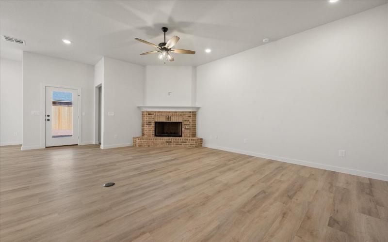 7008 57th Street, Lubbock, TX 79407, 4 Habitaciones Habitaciones , ,2 BañosBaños,Residential,En Venta,7008 57th Street,0,202561015