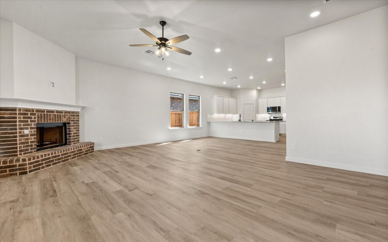 7012 57th Street, Lubbock, TX 79407, 3 Habitaciones Habitaciones , ,2 BañosBaños,Residential,En Venta,7012 57th Street,0,202561017