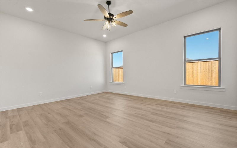 7012 57th Street, Lubbock, TX 79407, 3 Habitaciones Habitaciones , ,2 BañosBaños,Residential,En Venta,7012 57th Street,0,202561017