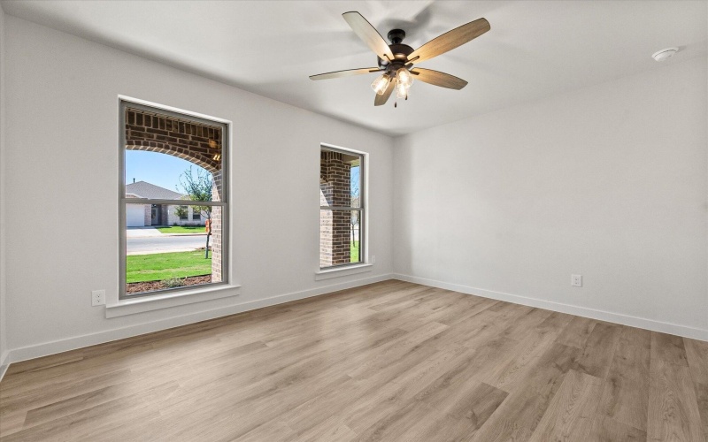 7012 57th Street, Lubbock, TX 79407, 3 Habitaciones Habitaciones , ,2 BañosBaños,Residential,En Venta,7012 57th Street,0,202561017