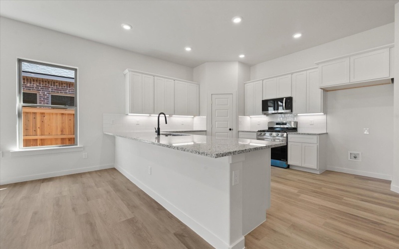 7012 57th Street, Lubbock, TX 79407, 3 Habitaciones Habitaciones , ,2 BañosBaños,Residential,En Venta,7012 57th Street,0,202561017