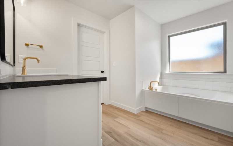 7220 8th Street, Lubbock, TX 79416, 3 Habitaciones Habitaciones , ,2 BañosBaños,Residential,En Venta,7220 8th Street,0,202561022