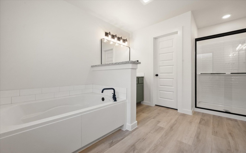 7014 57th Street, Lubbock, TX 79407, 4 Habitaciones Habitaciones , ,2 BañosBaños,Residential,En Venta,7014 57th Street,0,202561032