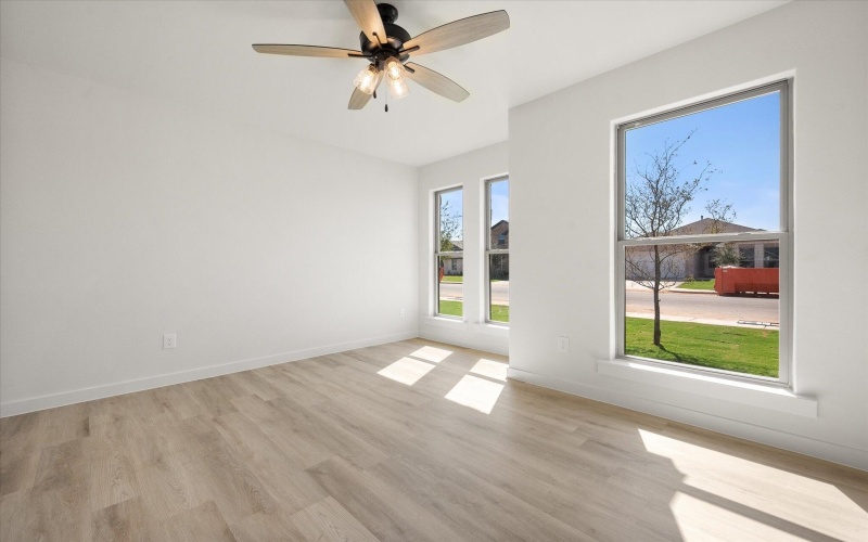 7014 57th Street, Lubbock, TX 79407, 4 Habitaciones Habitaciones , ,2 BañosBaños,Residential,En Venta,7014 57th Street,0,202561032