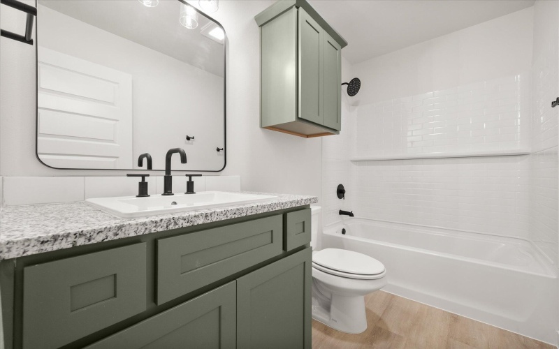 7014 57th Street, Lubbock, TX 79407, 4 Habitaciones Habitaciones , ,2 BañosBaños,Residential,En Venta,7014 57th Street,0,202561032