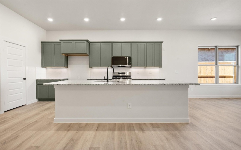 7014 57th Street, Lubbock, TX 79407, 4 Habitaciones Habitaciones , ,2 BañosBaños,Residential,En Venta,7014 57th Street,0,202561032