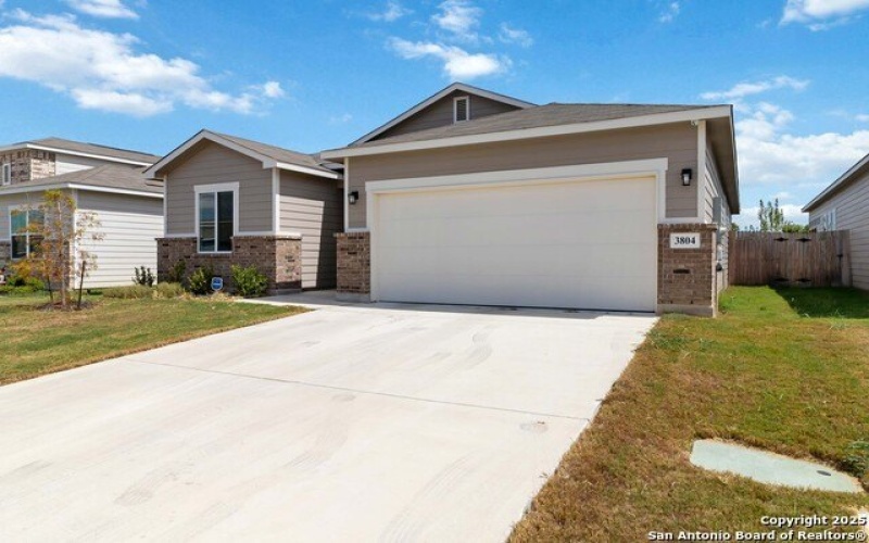 3804 tripps, Seguin, TX 78155, 4 Bedrooms Bedrooms, ,2 BathroomsBathrooms,Residential,For Sale,3804 tripps,0,1910486