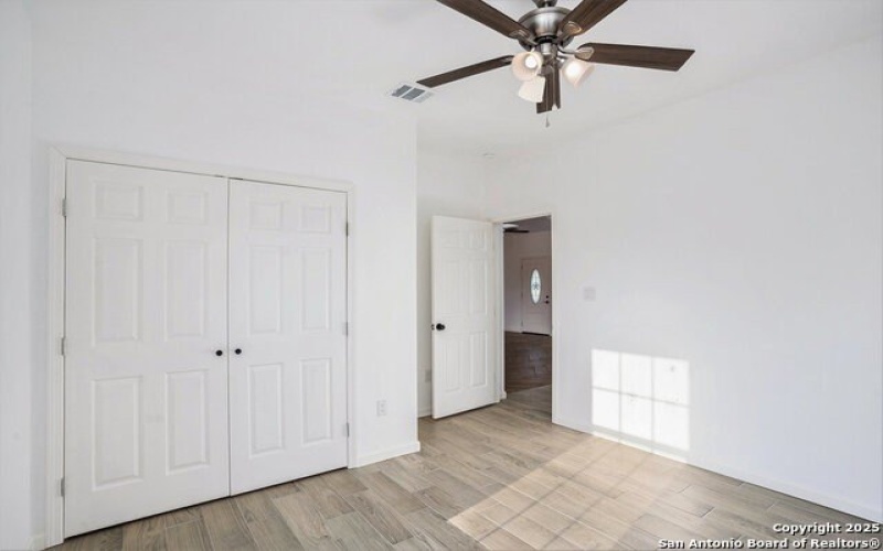 1615 N guadalupe, Seguin, TX 78155, 3 Bedrooms Bedrooms, ,2 BathroomsBathrooms,Residential,For Sale,1615 N guadalupe,0,1910538