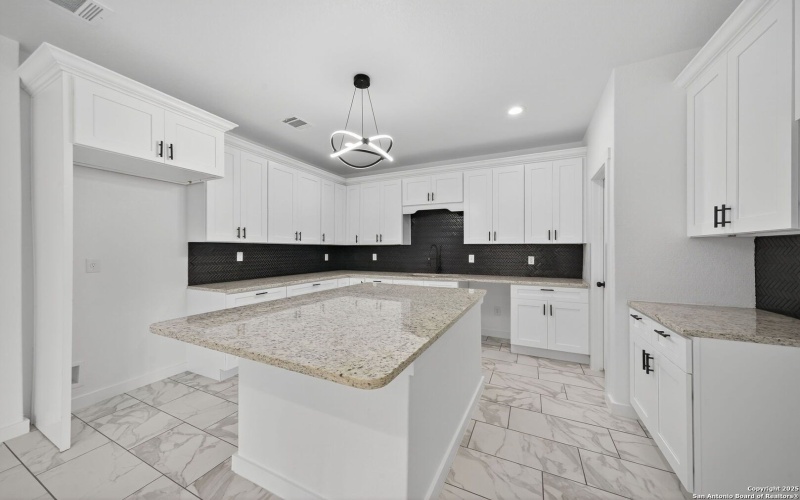 19740 Alexander Nova, Somerset, TX 78069, 3 Bedrooms Bedrooms, ,2 BathroomsBathrooms,Residential,For Sale,19740 Alexander Nova,0,1910562