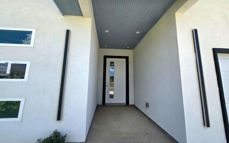 219 Lusitano Dr., Laredo, TX 78046, 3 Bedrooms Bedrooms, ,2 BathroomsBathrooms,Residential,For Sale,219 Lusitano Dr.,0,20254245