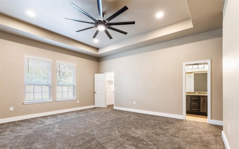 413 Henderson Street, Bonham, TX 75418, 3 Habitaciones Habitaciones , ,2 BañosBaños,Residential,En Venta,413 Henderson Street,0,21055849