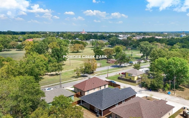 413 Henderson Street, Bonham, TX 75418, 3 Habitaciones Habitaciones , ,2 BañosBaños,Residential,En Venta,413 Henderson Street,0,21055849