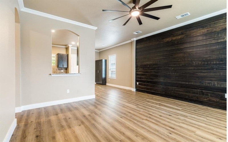 413 Henderson Street, Bonham, TX 75418, 3 Habitaciones Habitaciones , ,2 BañosBaños,Residential,En Venta,413 Henderson Street,0,21055849