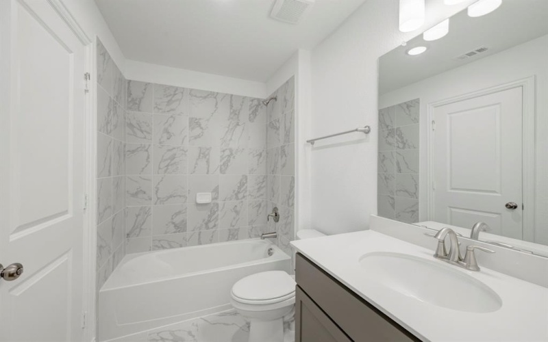 5025 Lily Creek Drive, Celina, TX 76227, 4 Bedrooms Bedrooms, ,3 BathroomsBathrooms,Residential,For Sale,5025 Lily Creek Drive,0,21065083