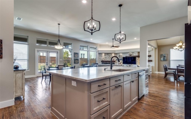 1008 Huffines Boulevard, Wylie, TX 75098, 3 Habitaciones Habitaciones , ,2 BañosBaños,Residential,En Venta,1008 Huffines Boulevard,0,21066791