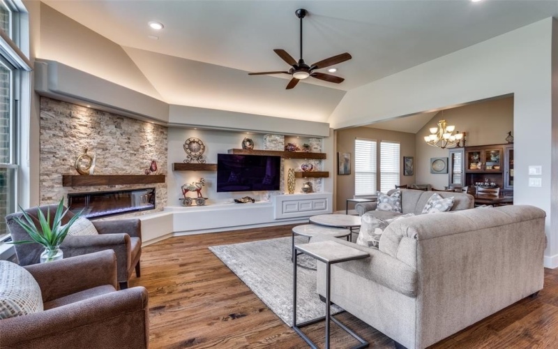 1008 Huffines Boulevard, Wylie, TX 75098, 3 Habitaciones Habitaciones , ,2 BañosBaños,Residential,En Venta,1008 Huffines Boulevard,0,21066791